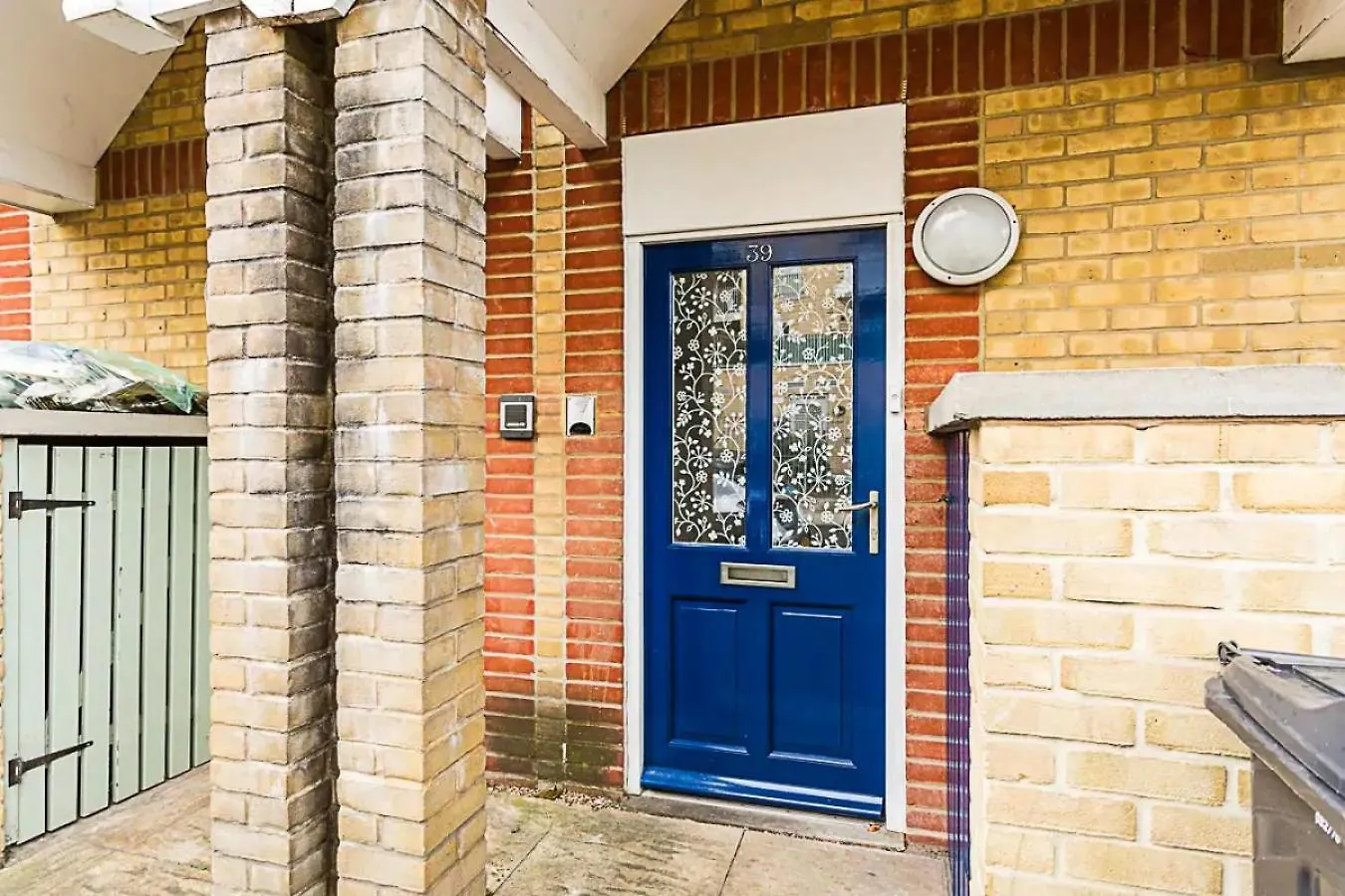 Light And Airy Upside Down House In Hackney Villa London 0*,  United Kingdom