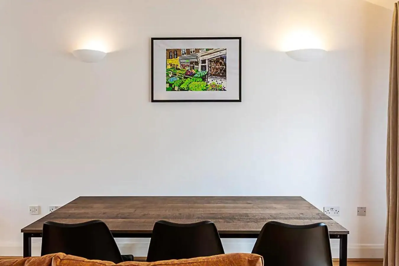 Light And Airy Upside Down House In Hackney Villa London 0*,
